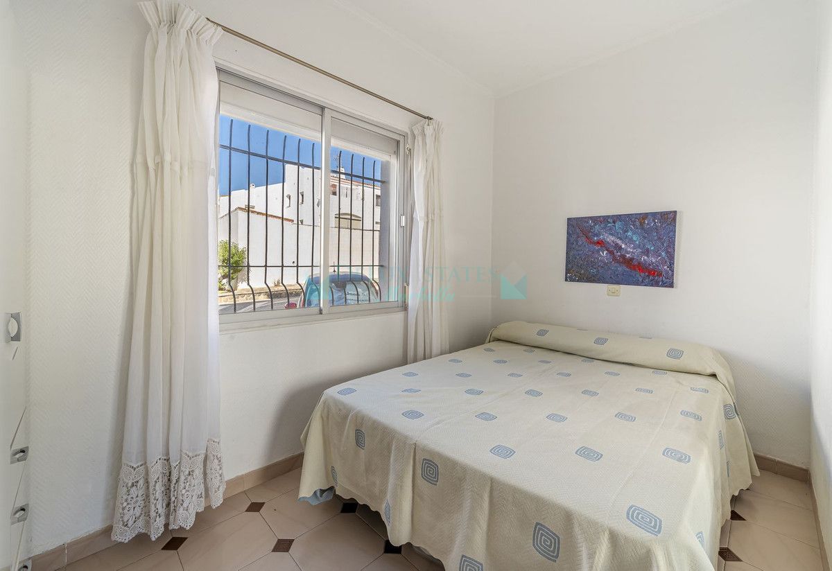 Apartamento Planta Baja en venta en Estepona