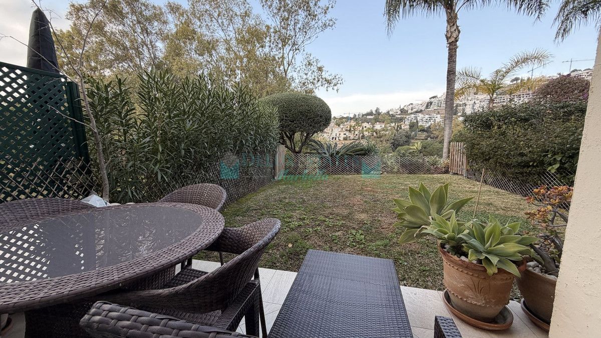 Adosado en alquiler en La Quinta, Benahavis