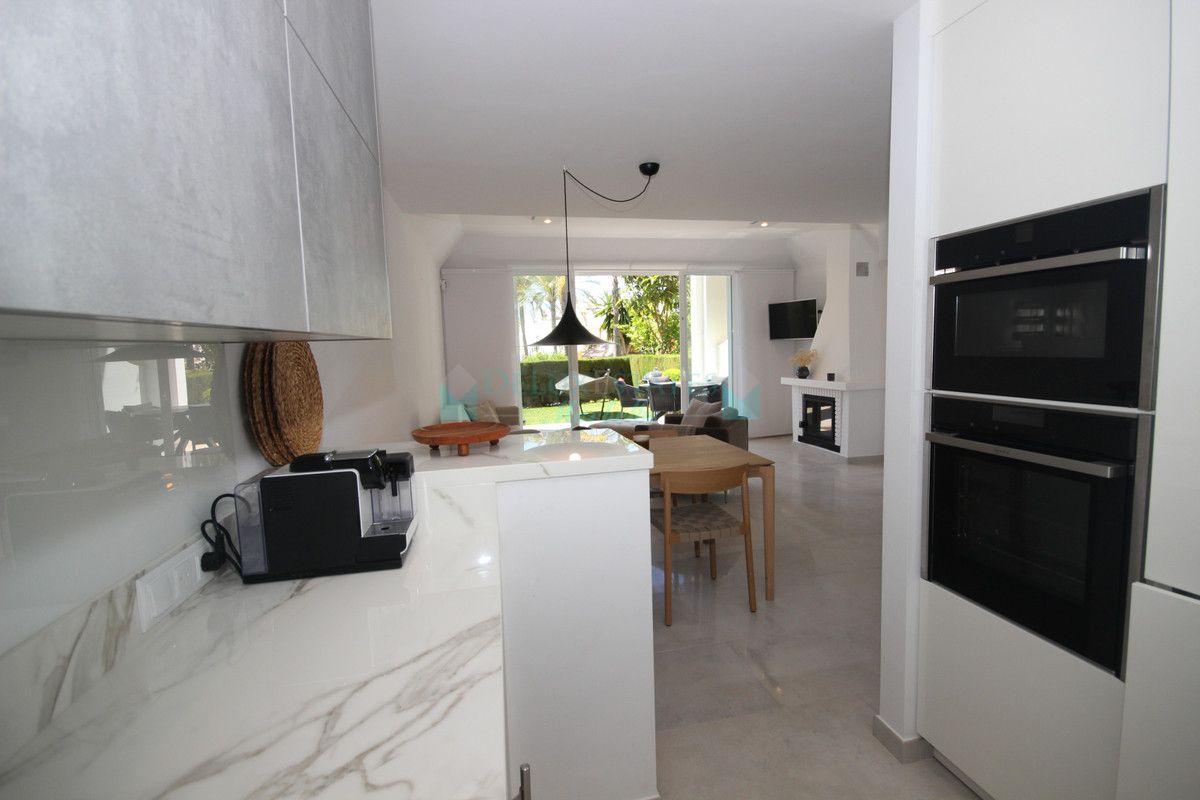 Photo Gallery - Town House for rent in Marbella