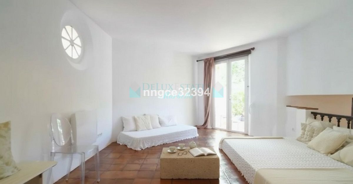 Adosado en venta en Benahavis