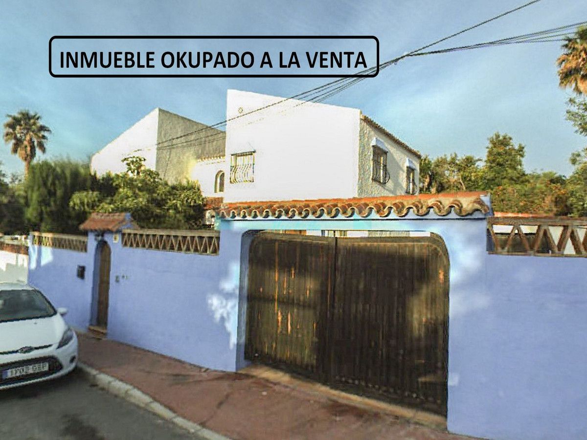 Town House for sale in Rio Real, Marbella East