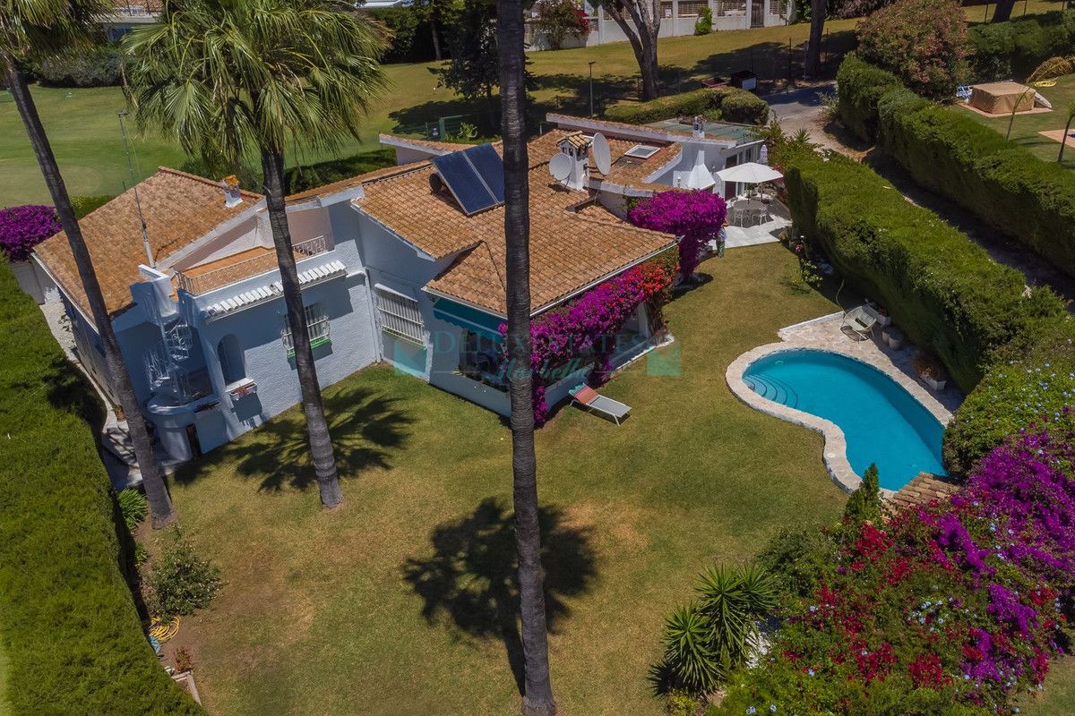 Villa for sale in Guadalmina Alta, San Pedro de Alcantara