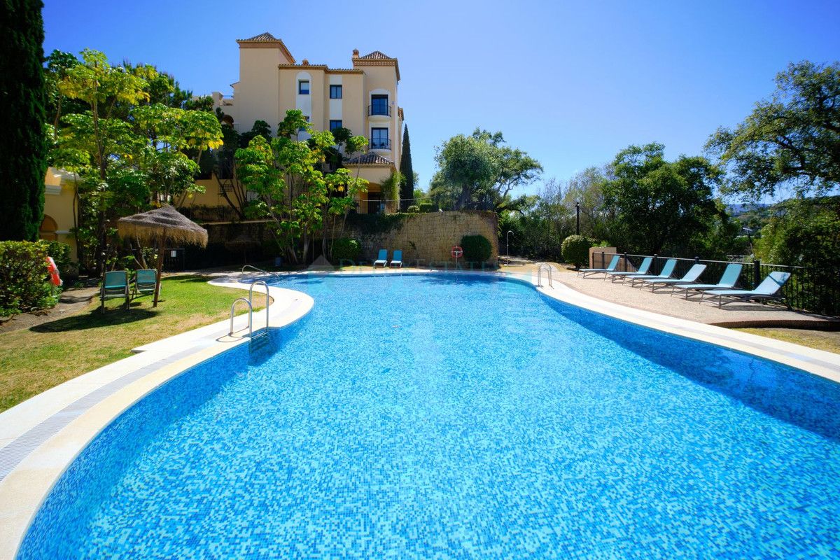 Apartamento en venta en La Quinta, Benahavis