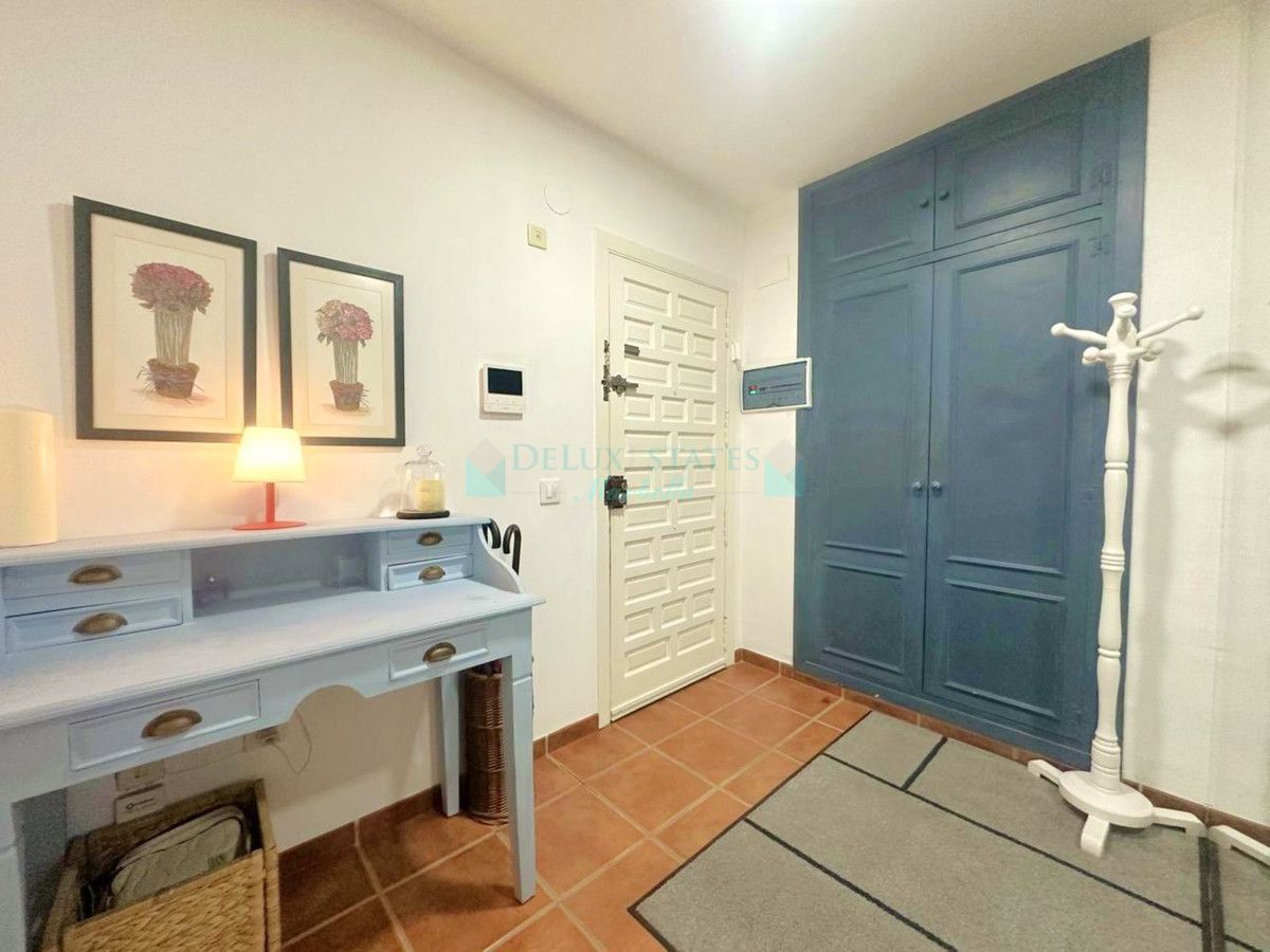 Apartment for sale in Estepona