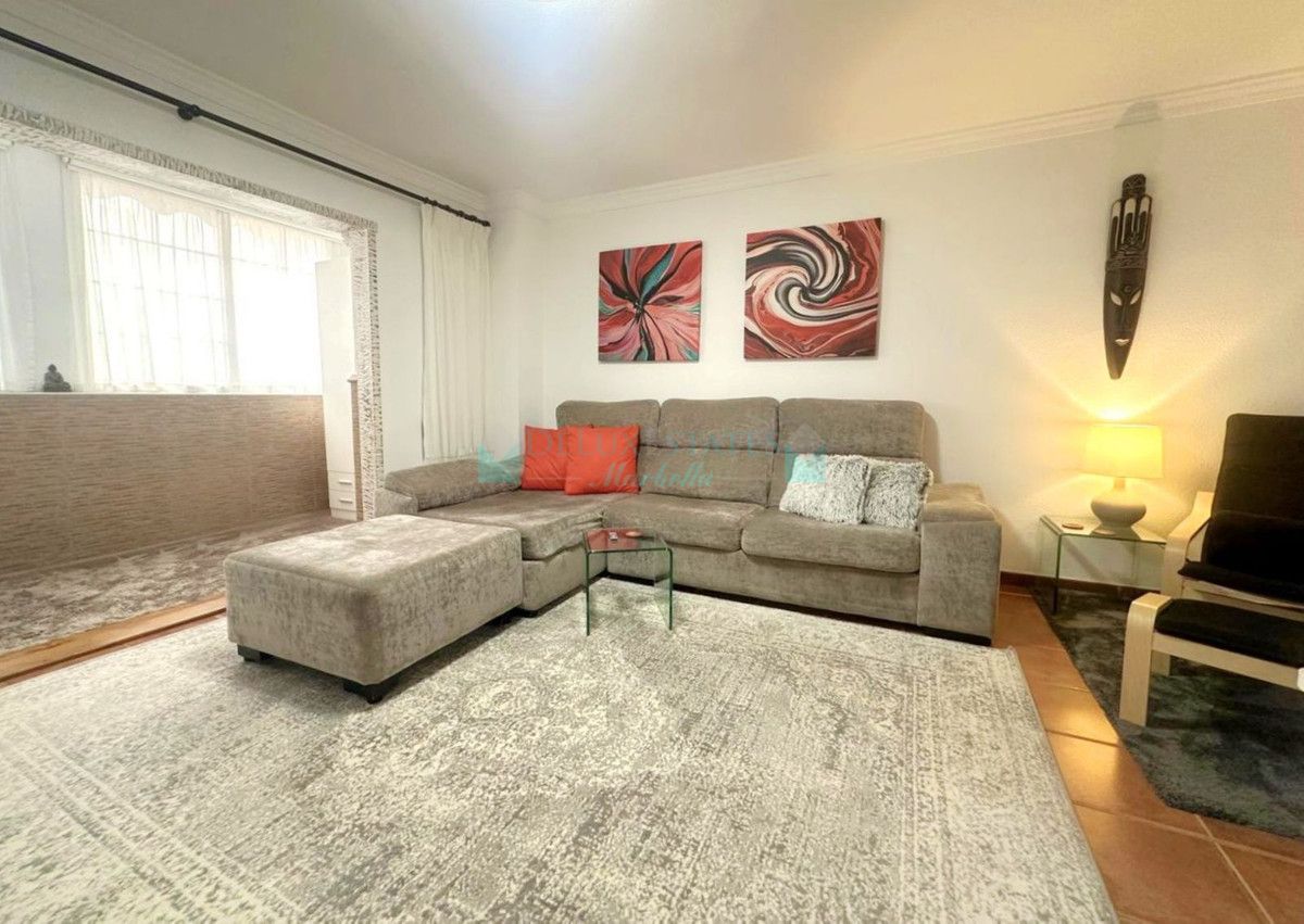 Apartment for sale in Estepona