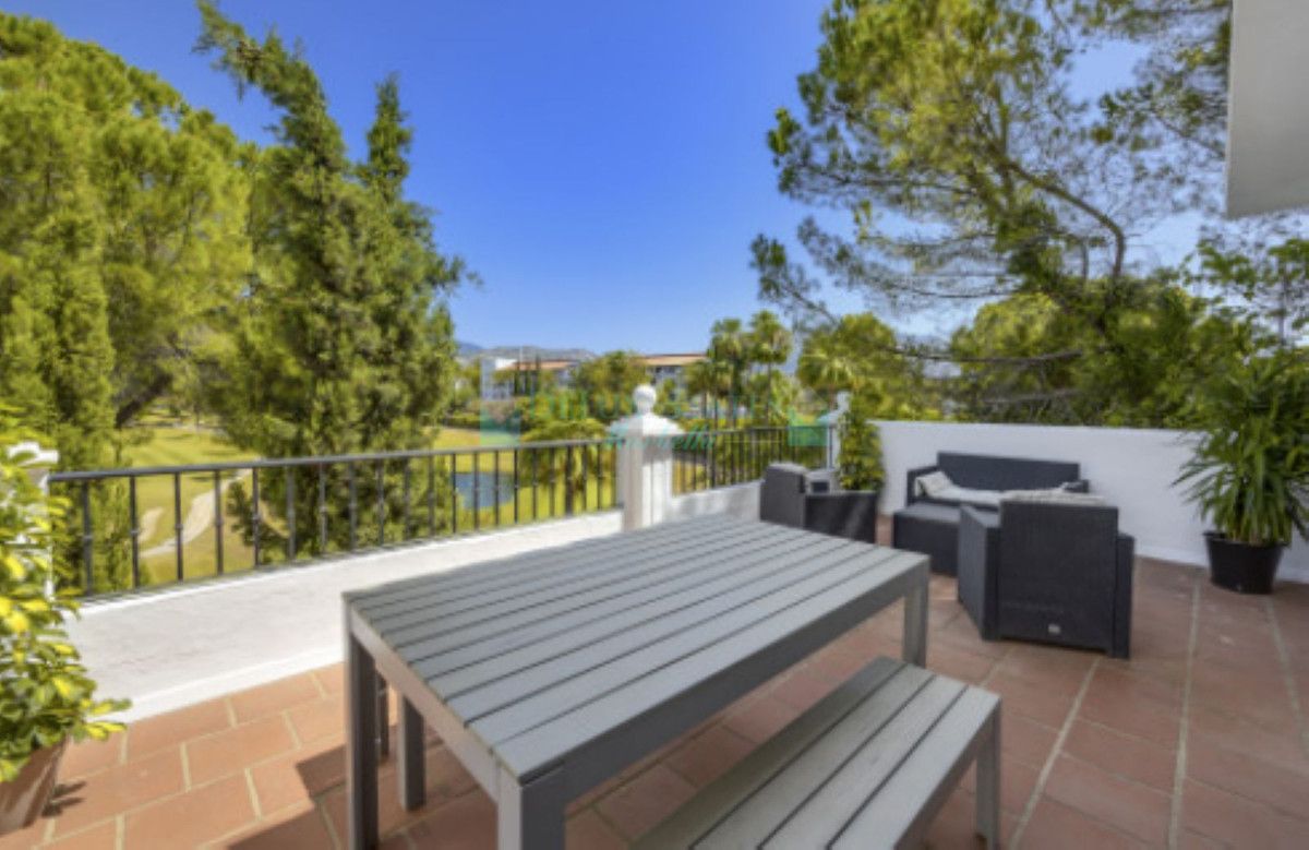 Town House for sale in Benahavis