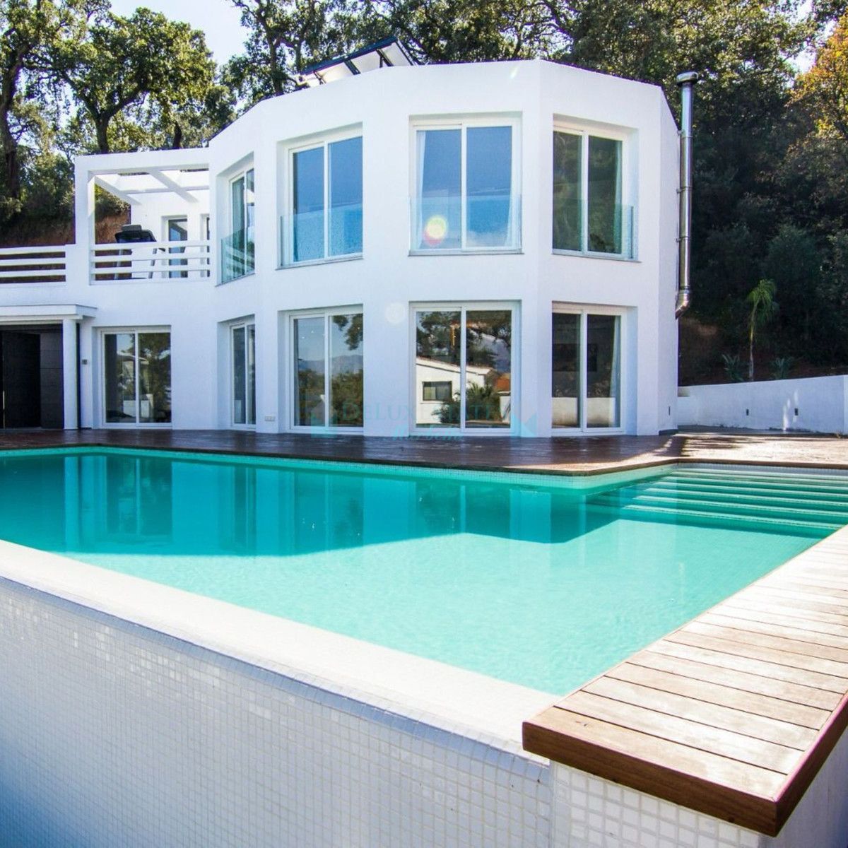 Villa for rent in Ojen