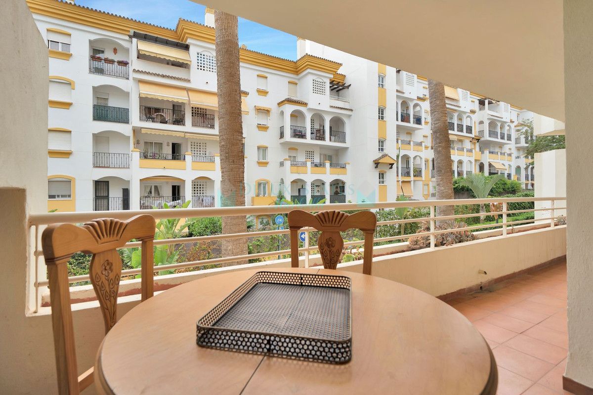 Ground Floor Apartment for sale in Marbella Golden Mile