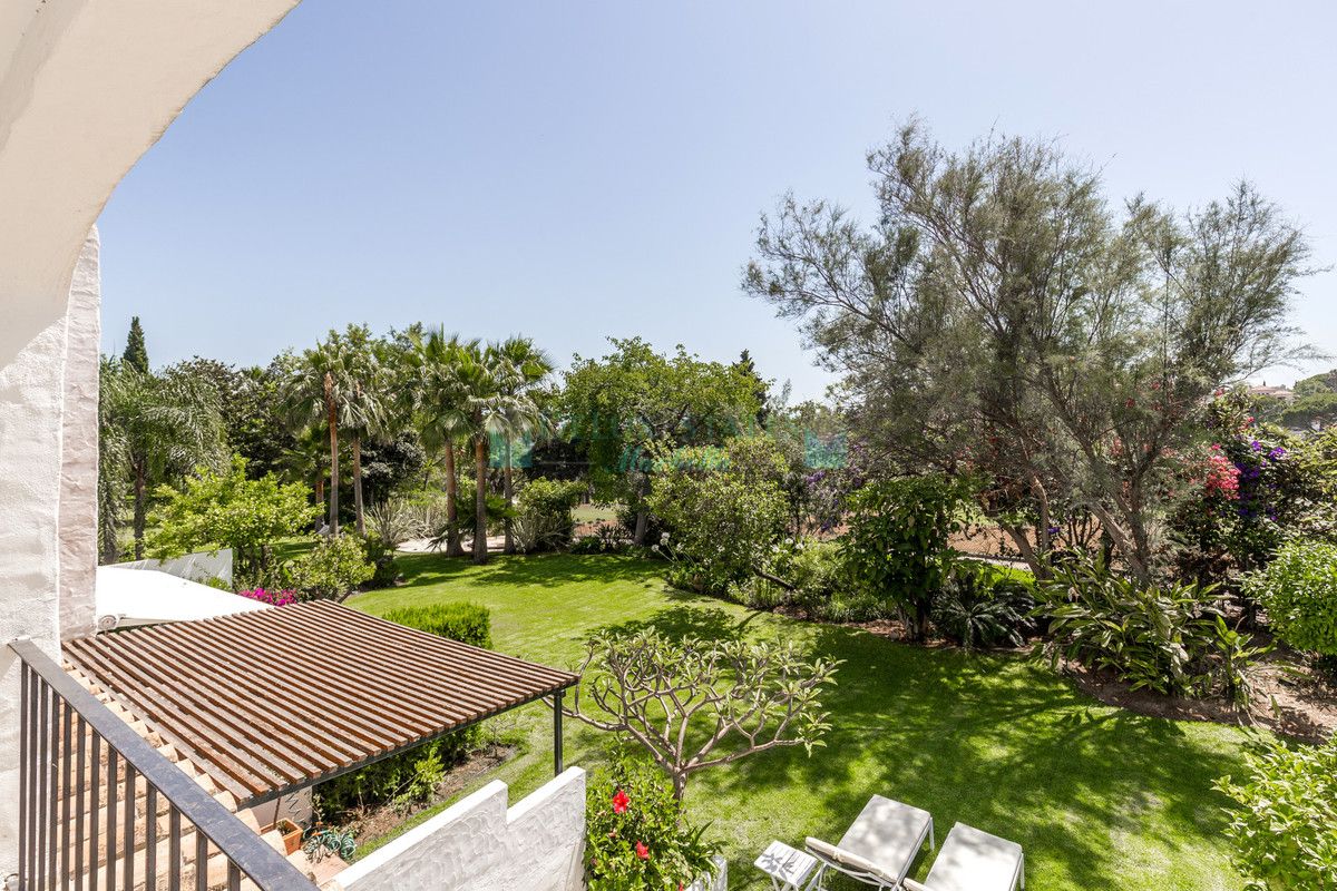 Adosado en venta en Nueva Andalucia