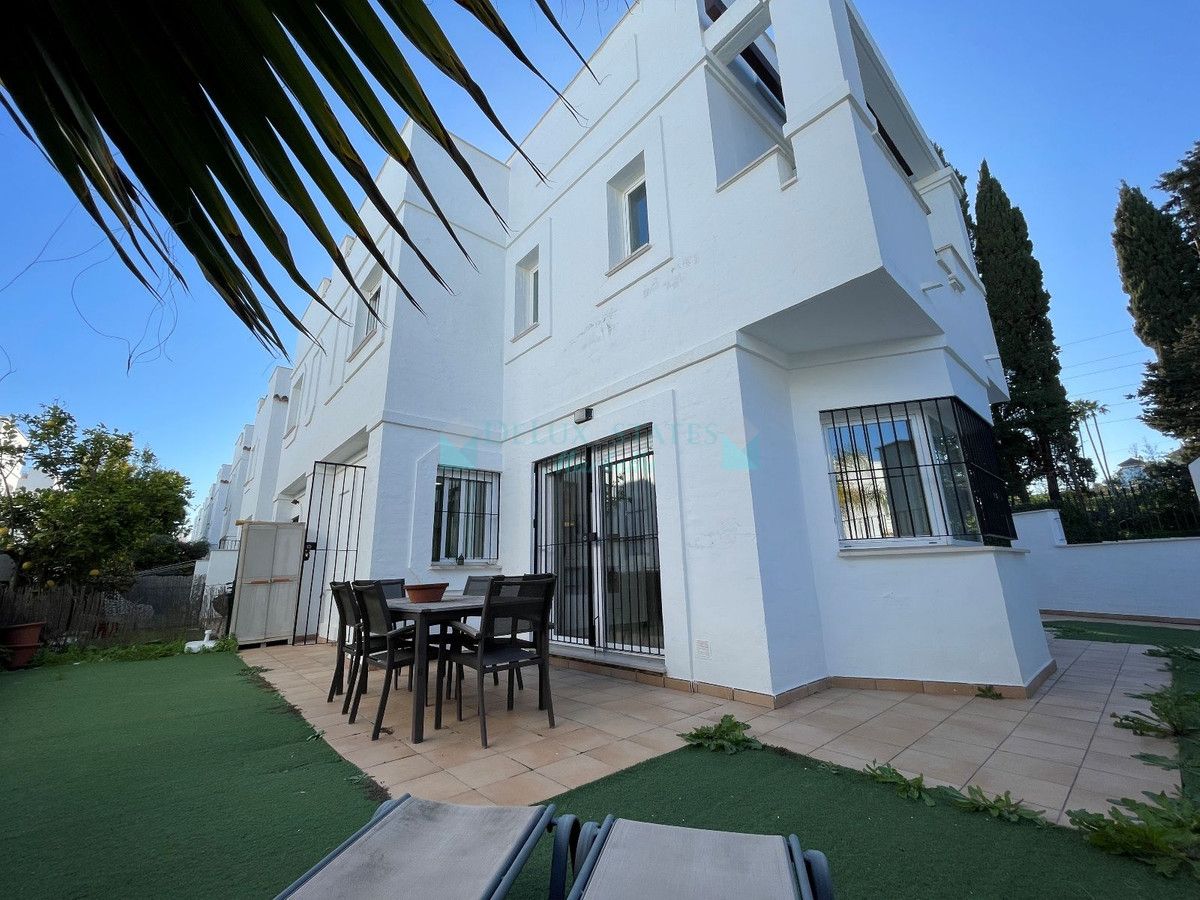 Town House for rent in Nueva Andalucia