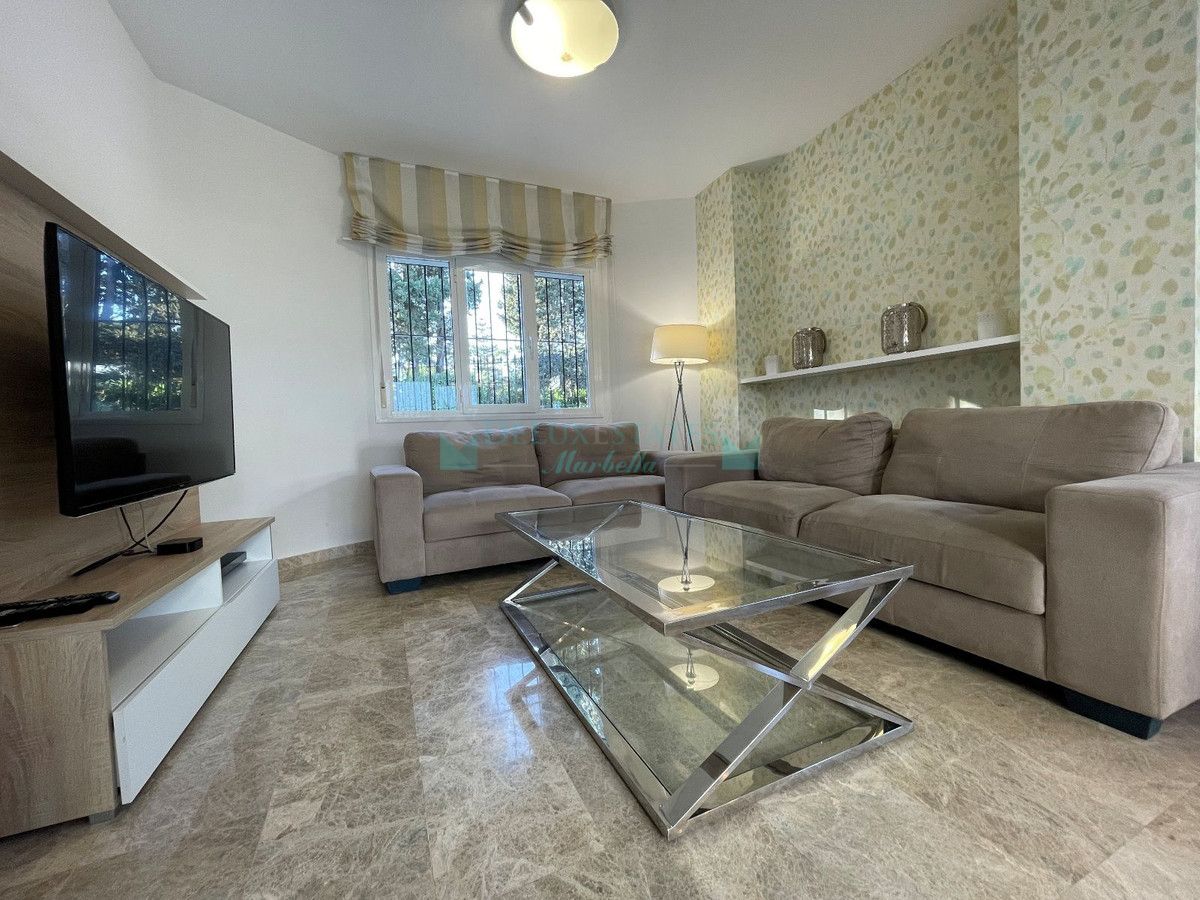 Town House for rent in Nueva Andalucia