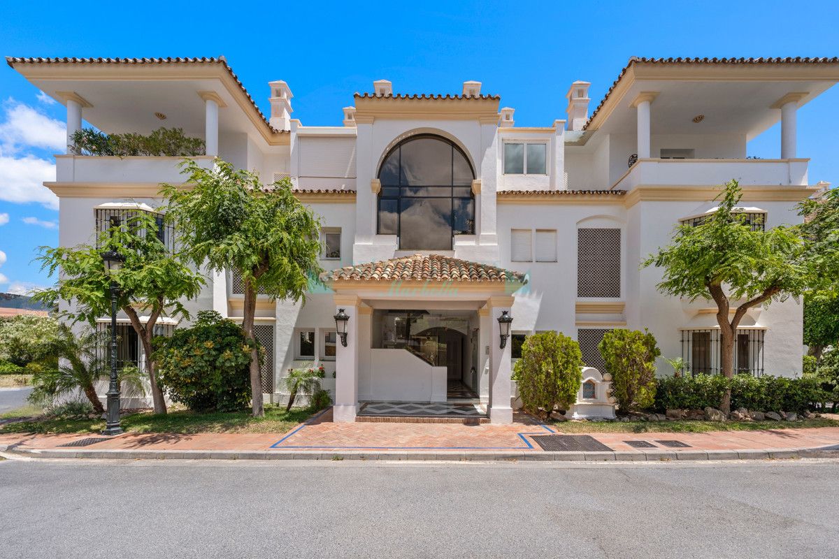 Ground Floor Apartment for sale in Marbella Golden Mile