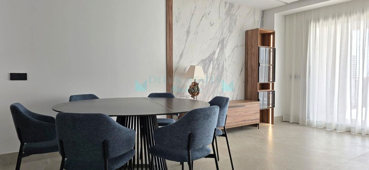 Adosado en alquiler en Istan