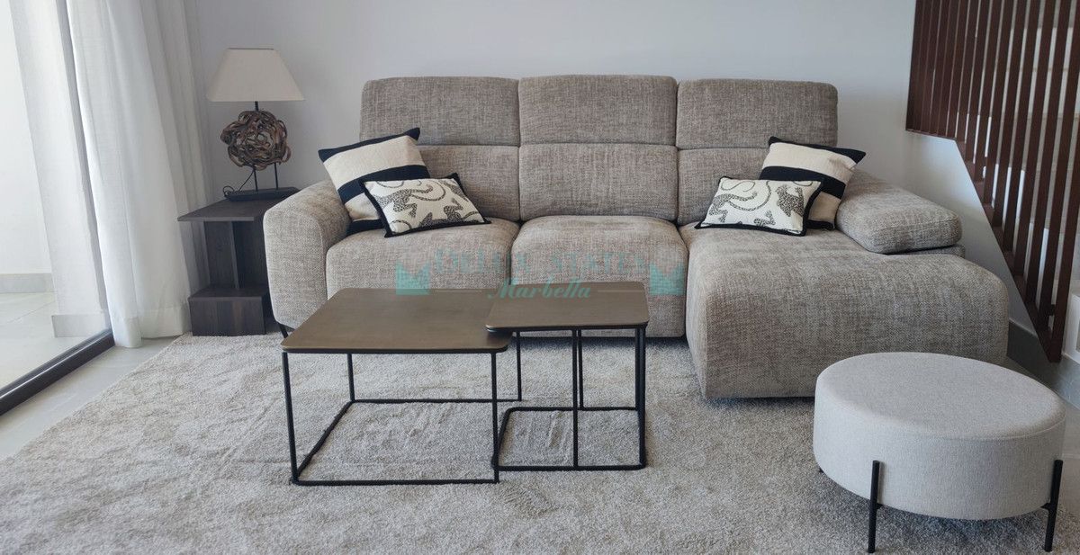 Adosado en alquiler en Istan