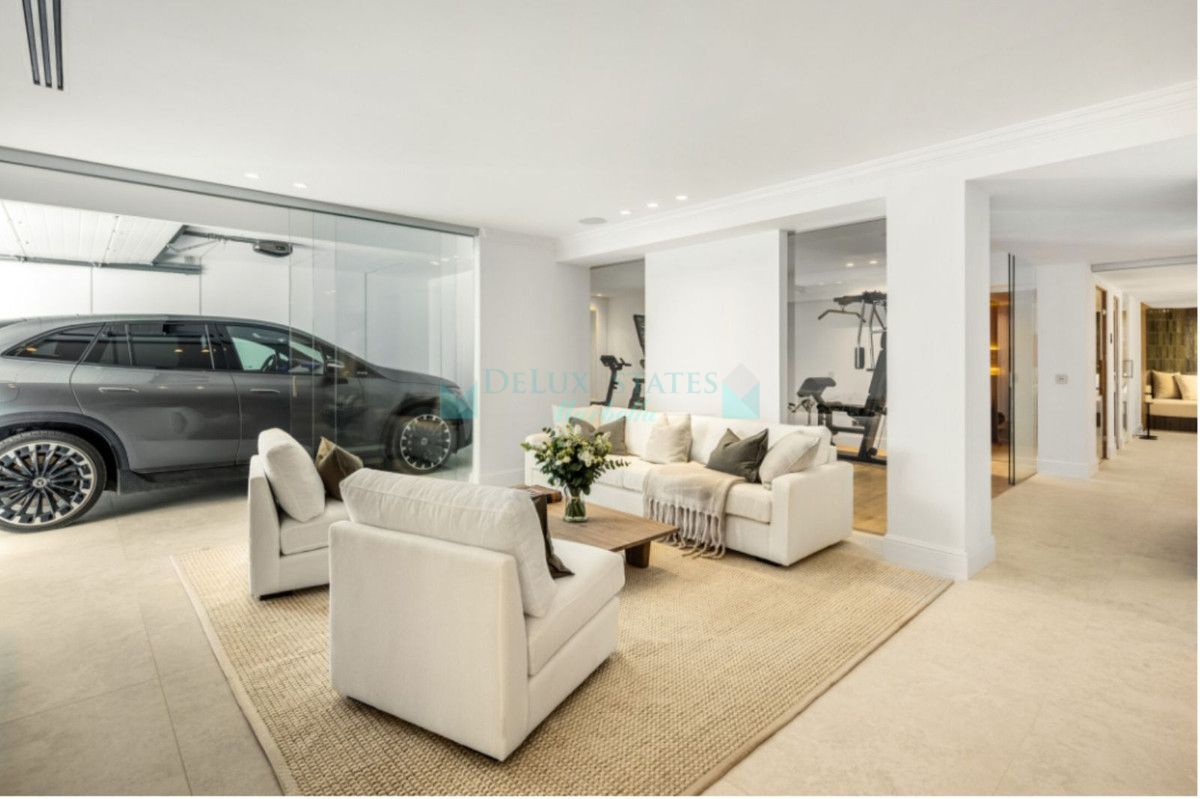 Villa en venta en Nueva Andalucia