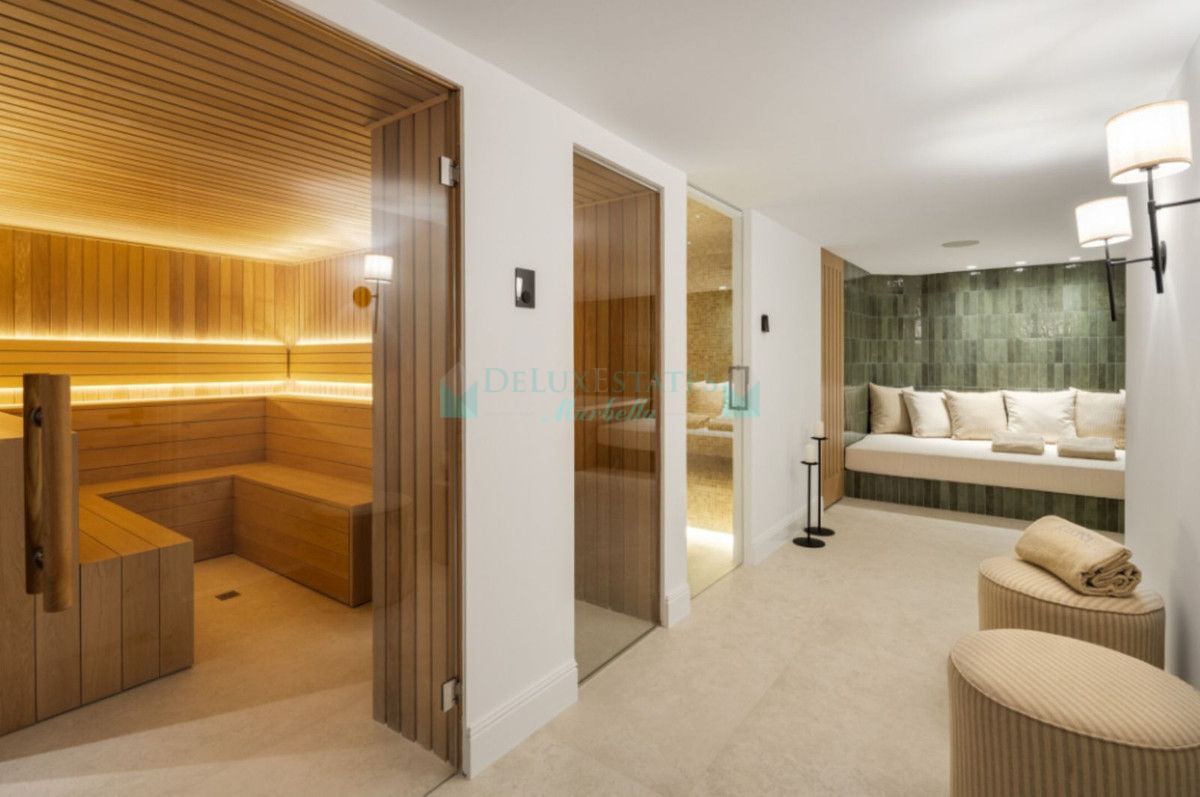 Villa en venta en Nueva Andalucia