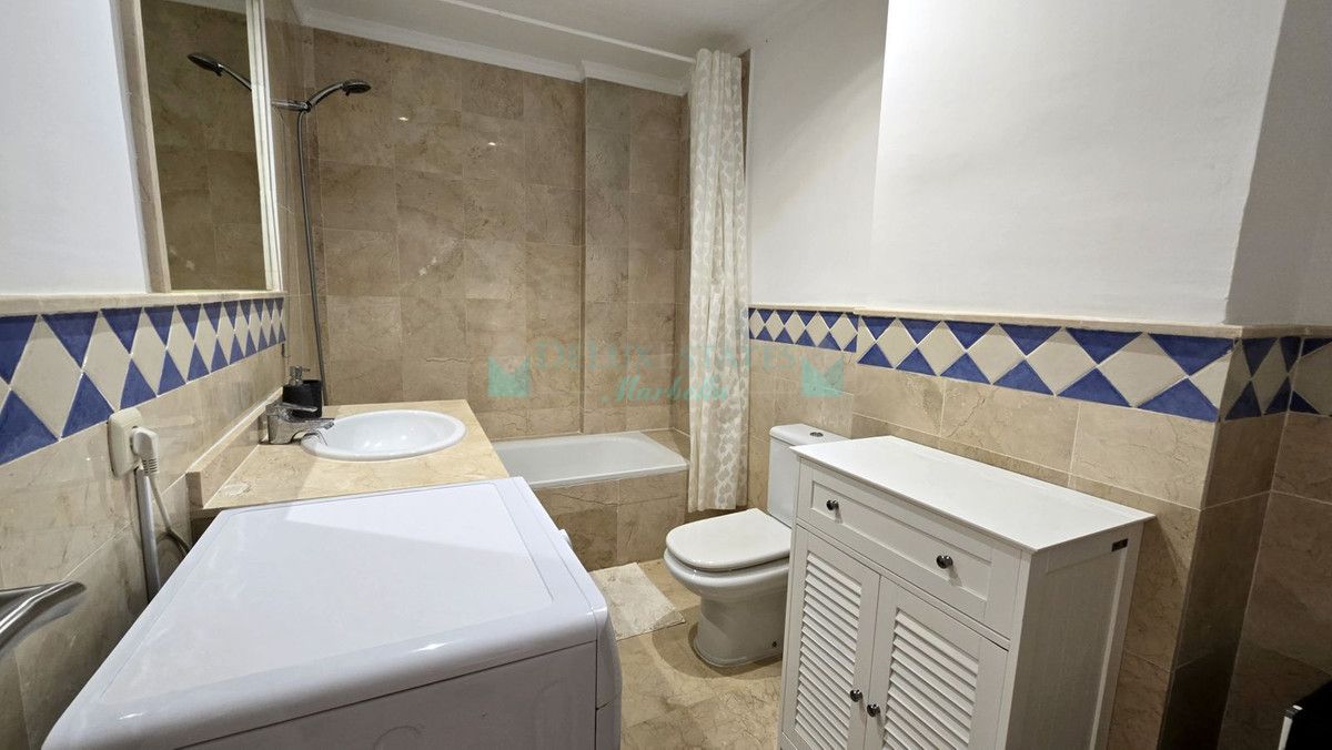 Apartamento en venta en Aloha, Nueva Andalucia