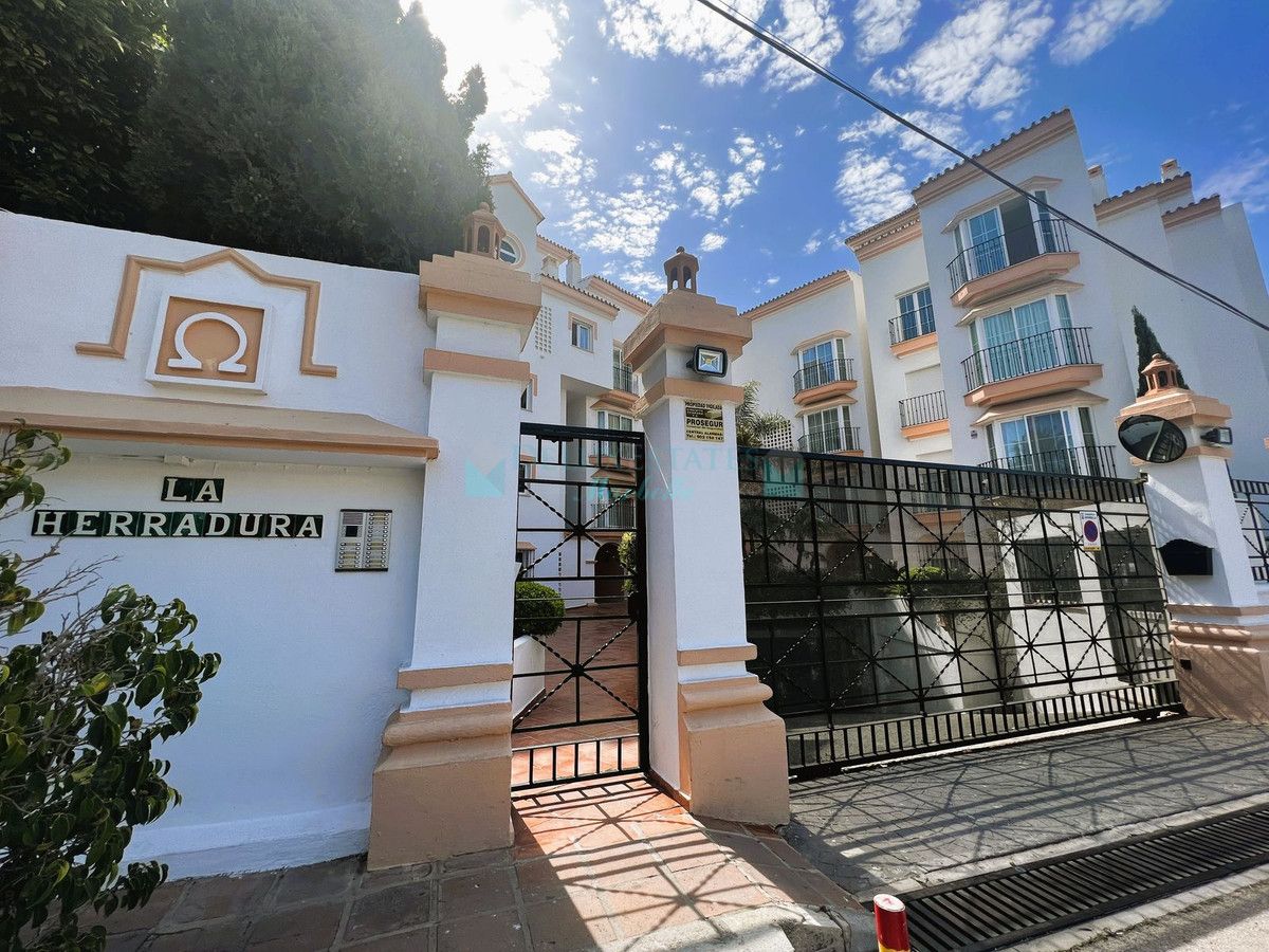 Apartamento en venta en Marbella - Puerto Banus