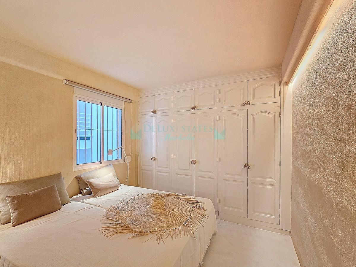 Apartamento en venta en Estepona