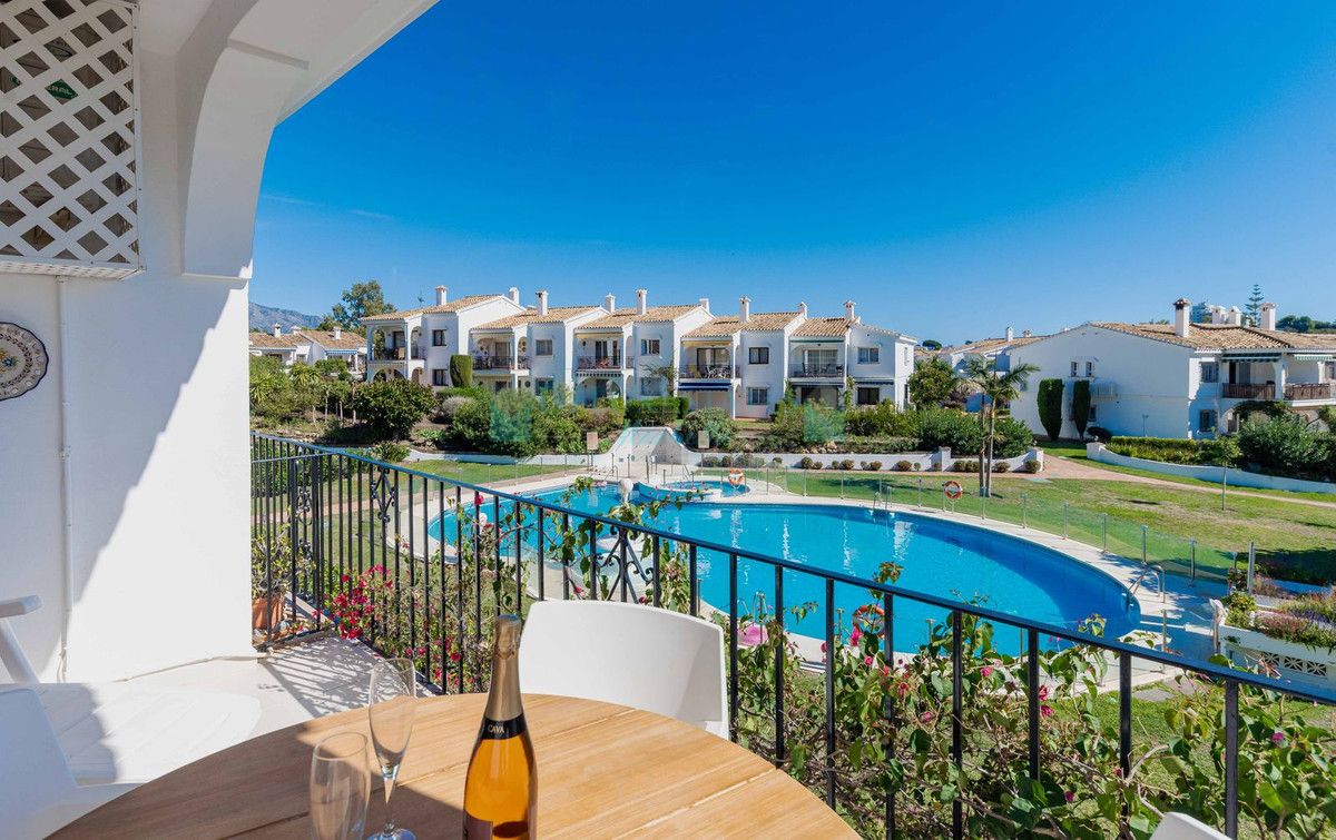 Penthouse for sale in Benahavis