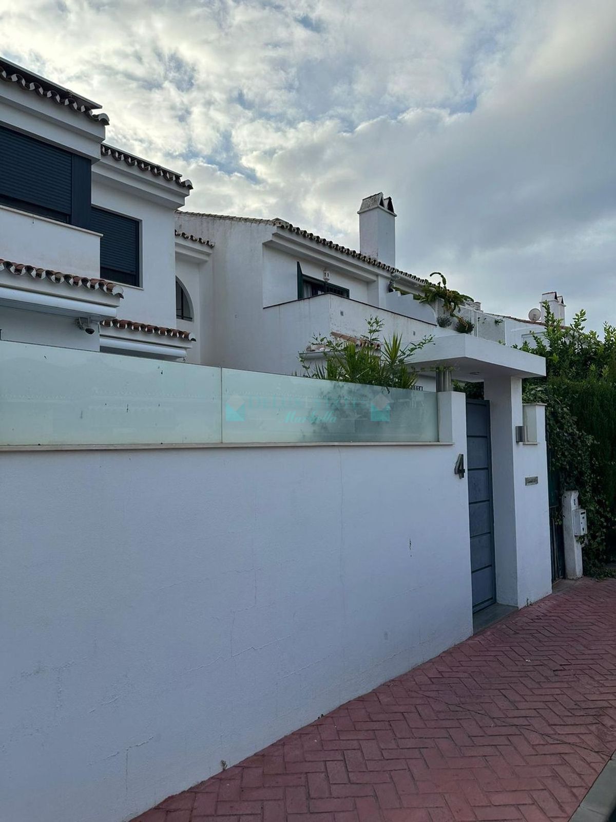 Villa Pareada en venta en San Pedro de Alcantara