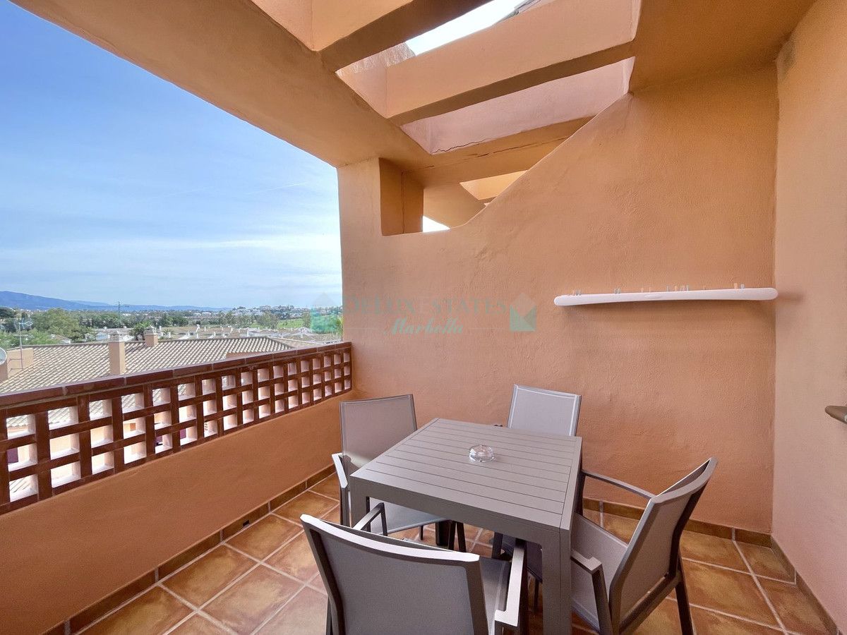 Apartamento en venta en Benahavis