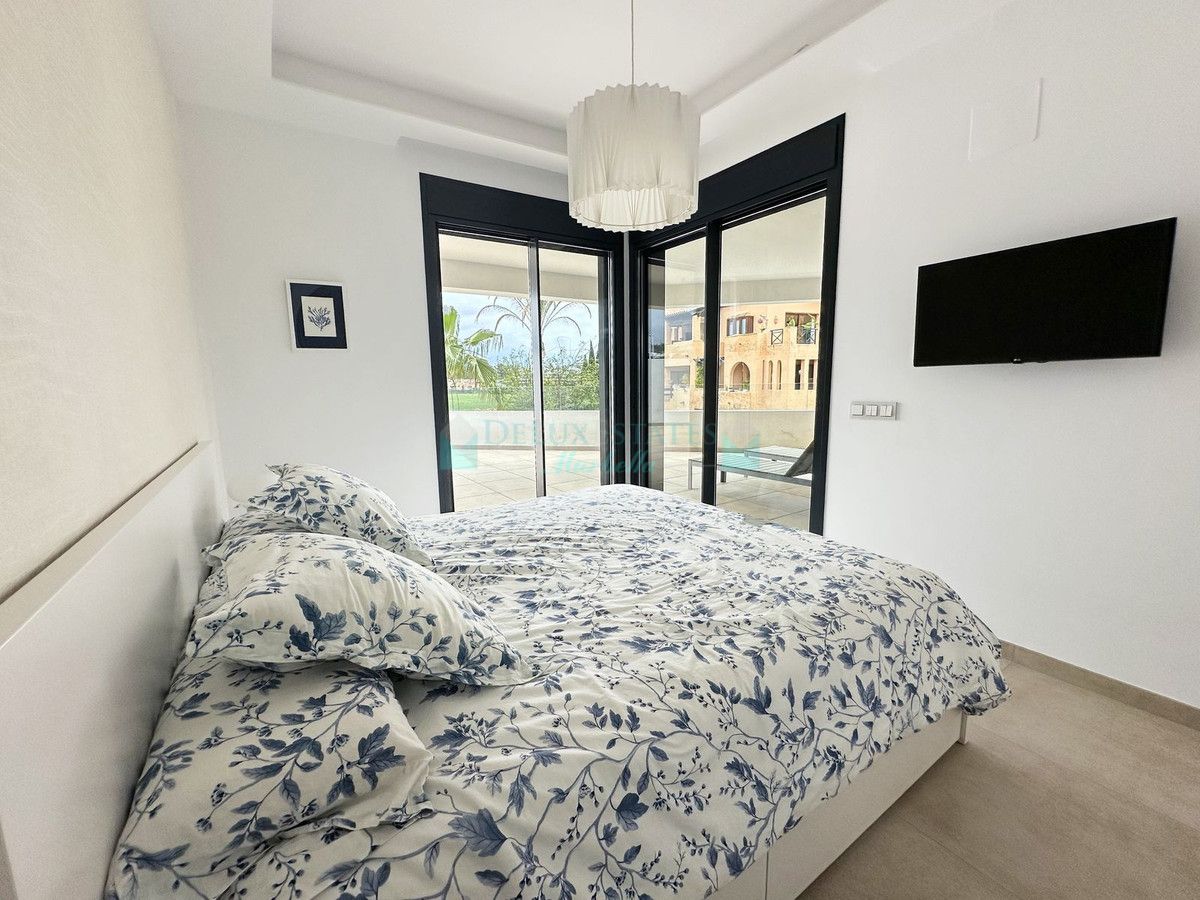 Apartamento en venta en Estepona