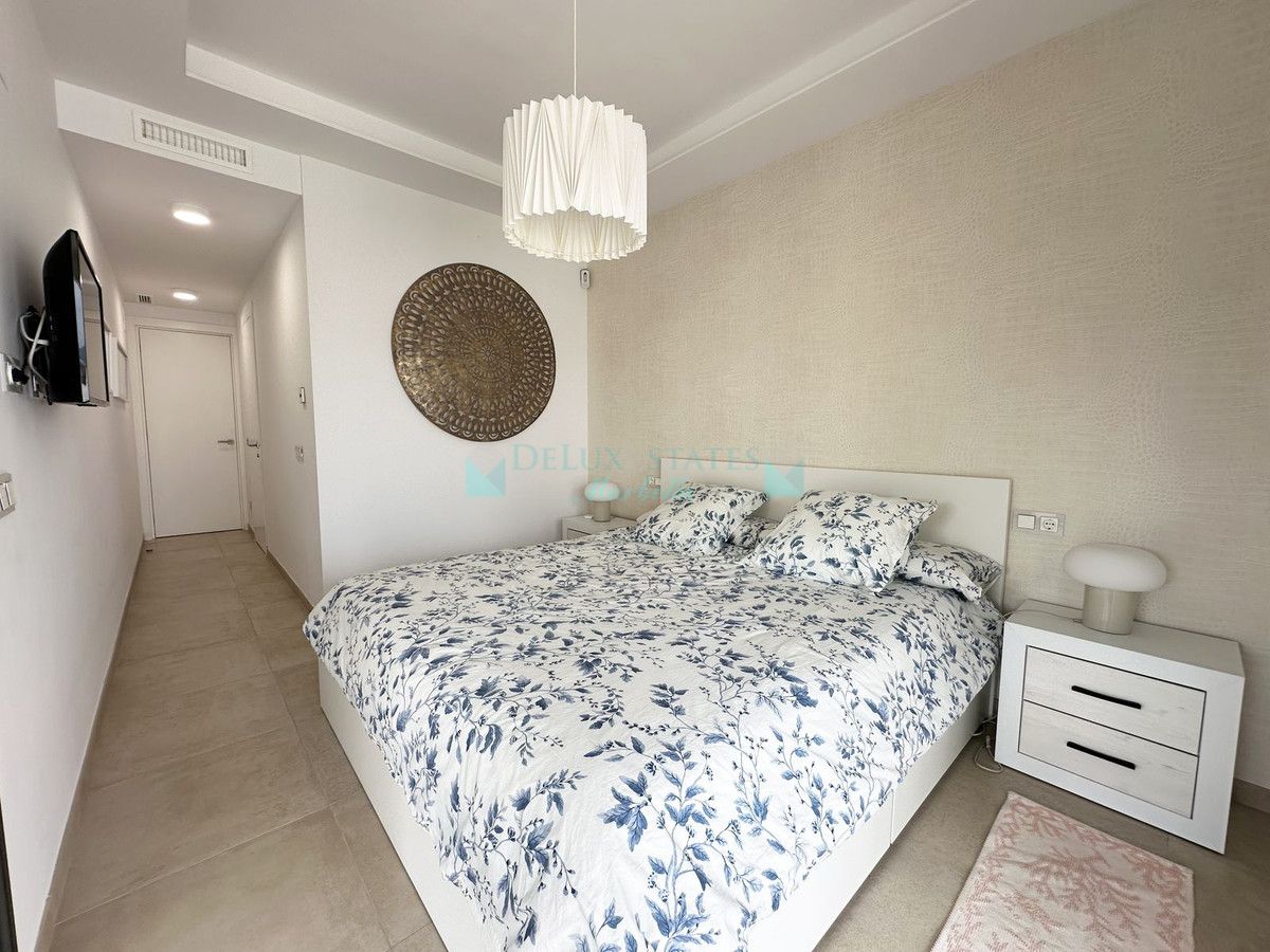 Apartamento en venta en Estepona