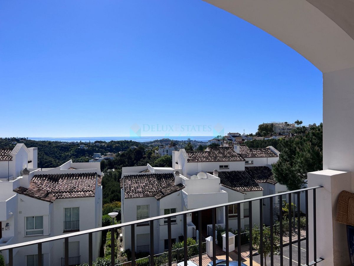 Apartment for rent in Benahavis