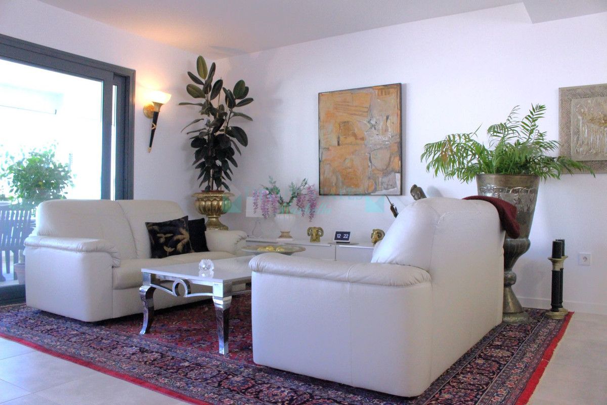 Apartamento en venta en Estepona