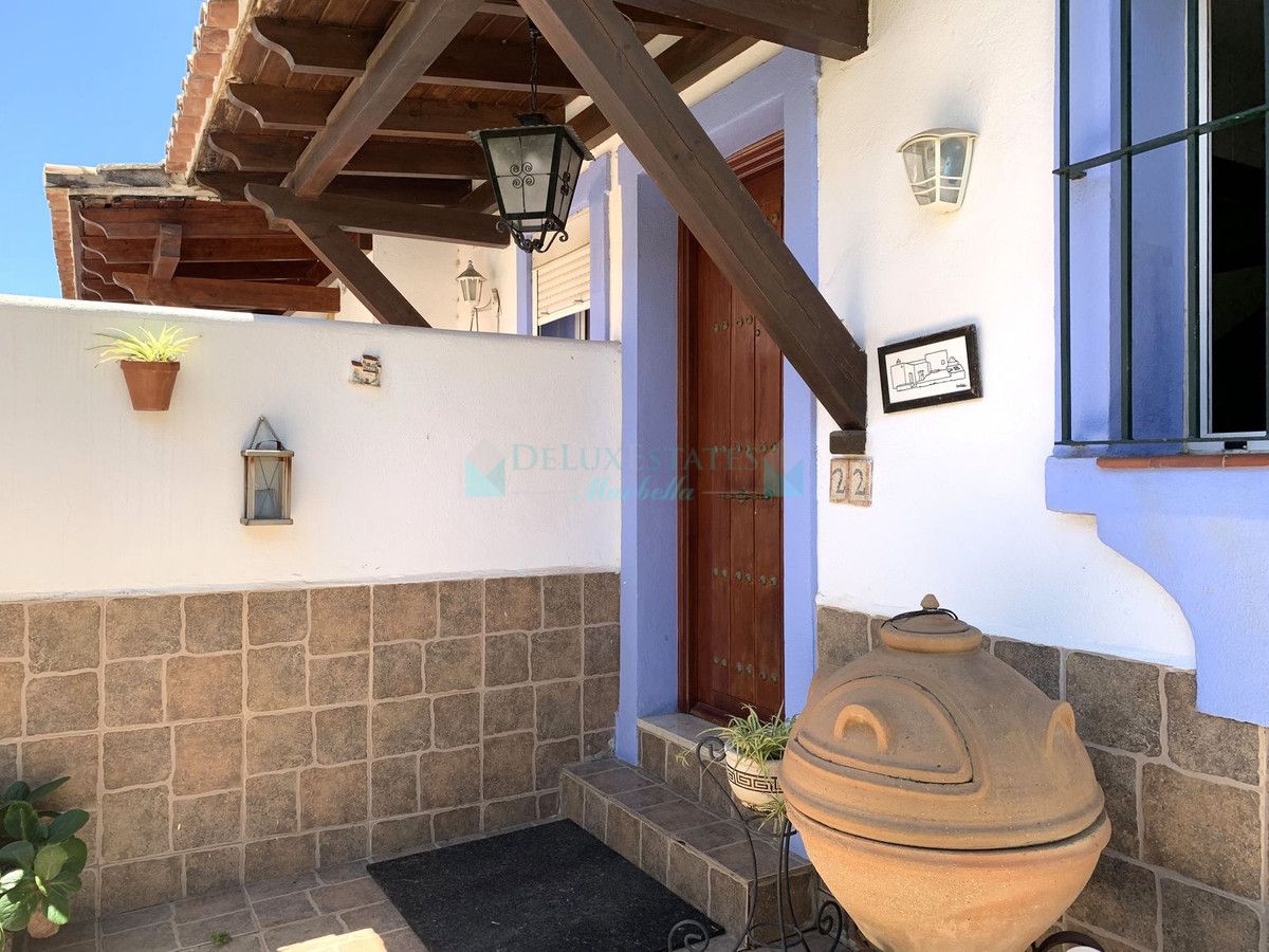 Semi Detached Villa for sale in Marbella