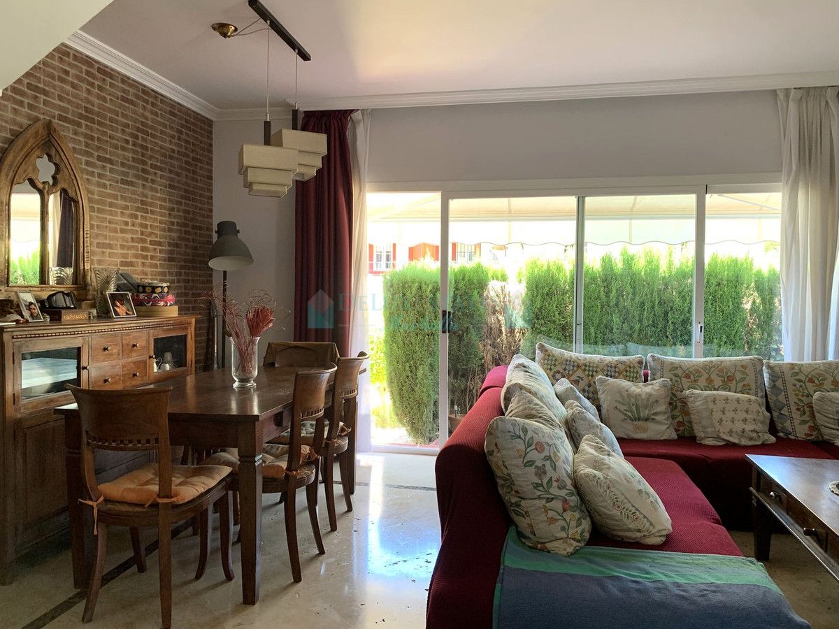 Semi Detached Villa for sale in Marbella