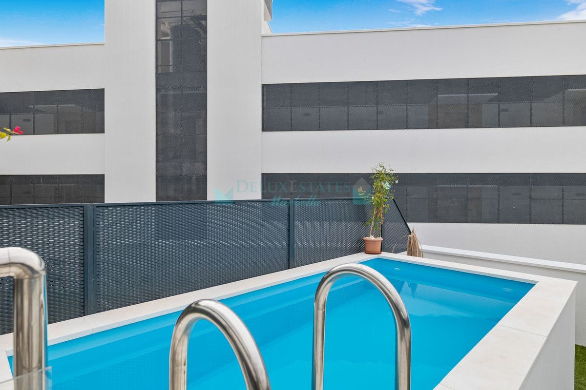 Apartamento en venta en Estepona