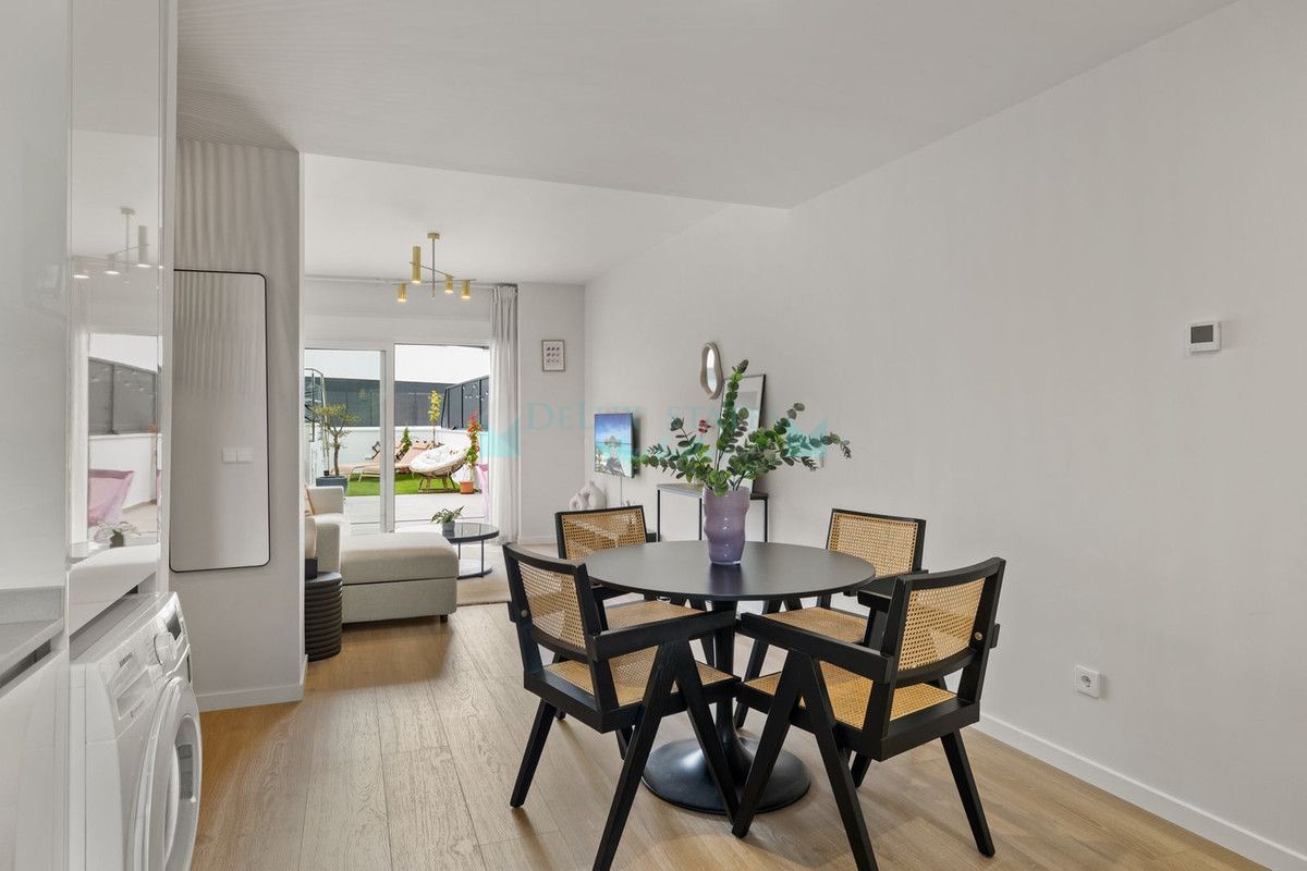 Apartamento en venta en Estepona