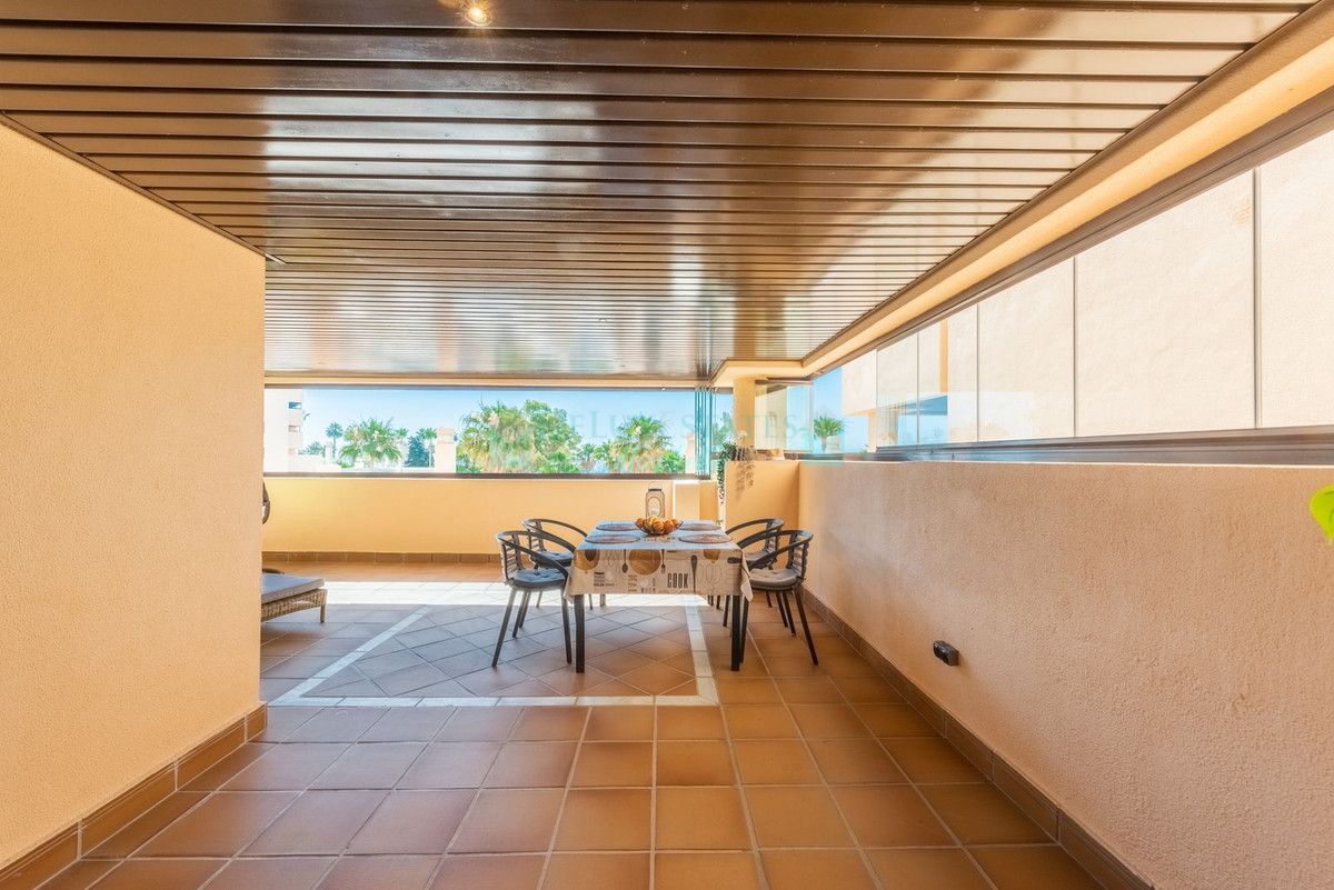 Apartment for sale in Estepona