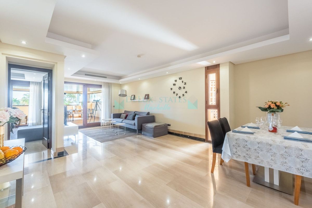 Apartment for sale in Estepona