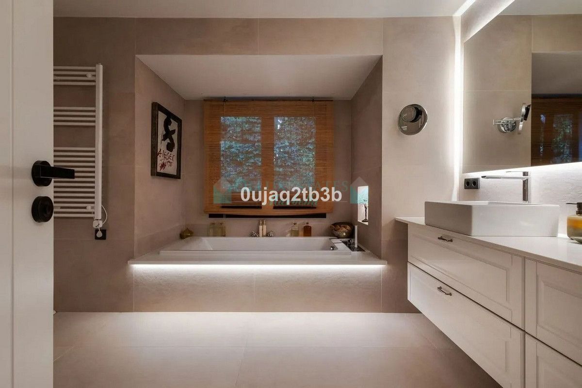 Villa for rent in Guadalmina Alta, San Pedro de Alcantara