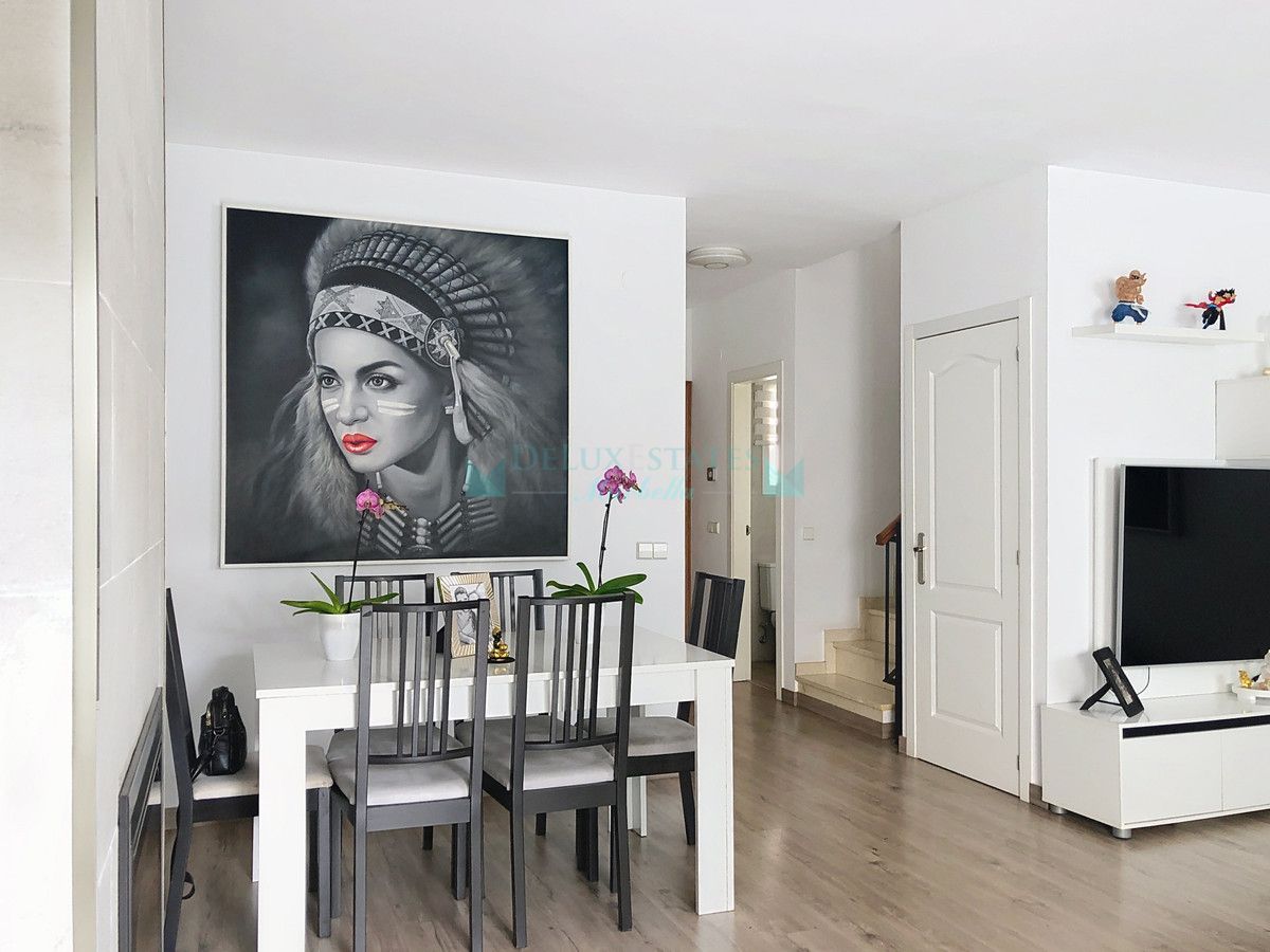 Town House for sale in Selwo, Estepona