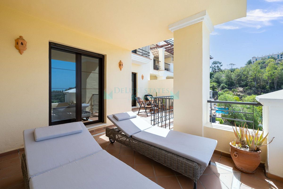 Apartment for sale in Los Arqueros, Benahavis