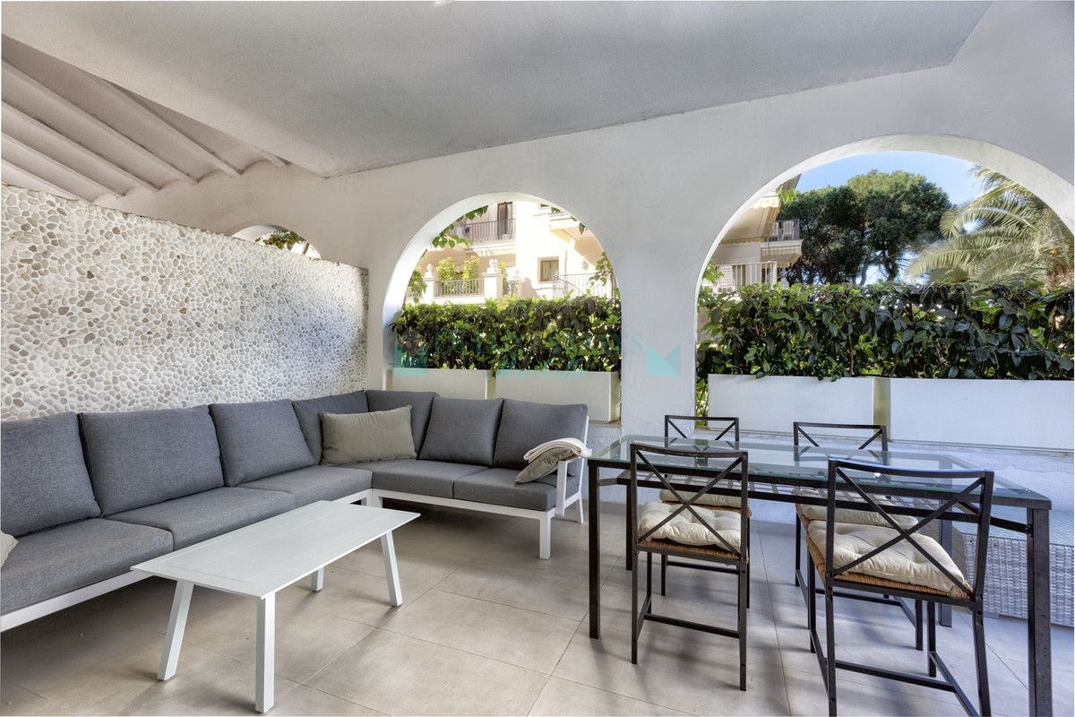 Ground Floor Apartment for sale in Marbella - Puerto Banus