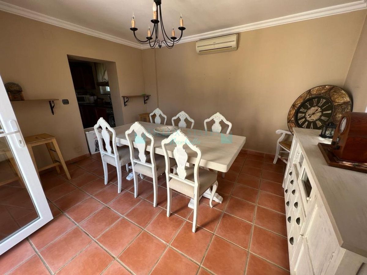 Villa en venta en Valle Romano, Estepona