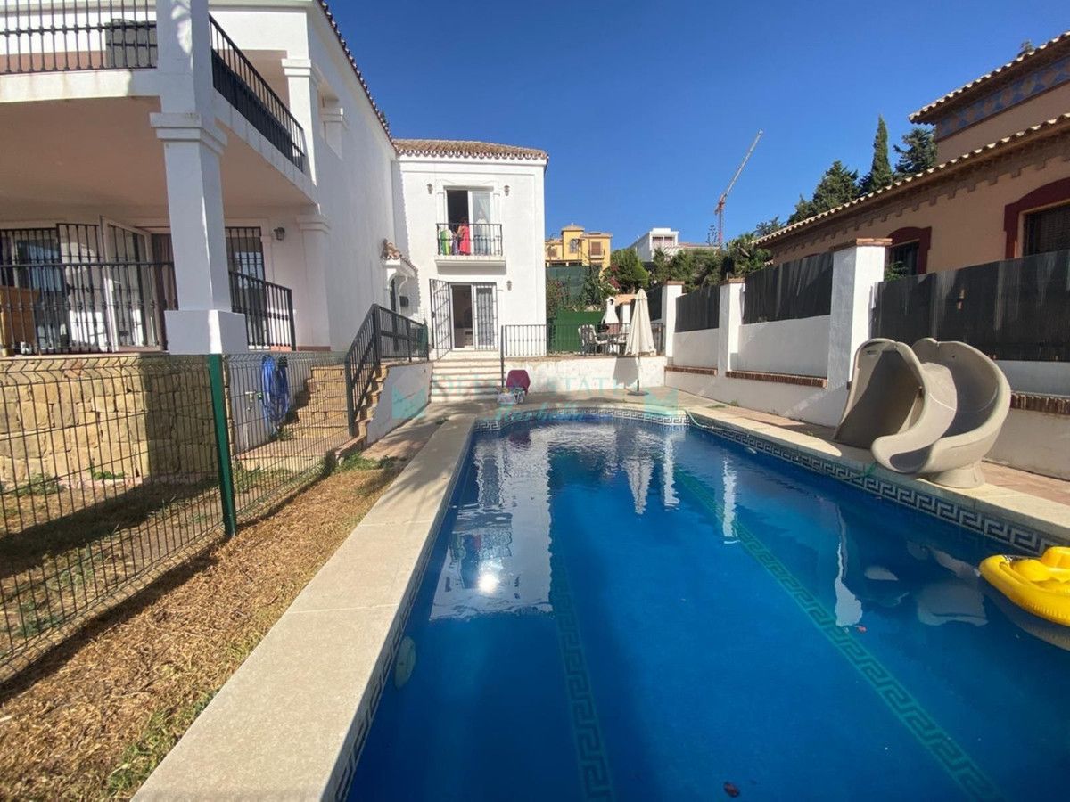 Villa en venta en Valle Romano, Estepona