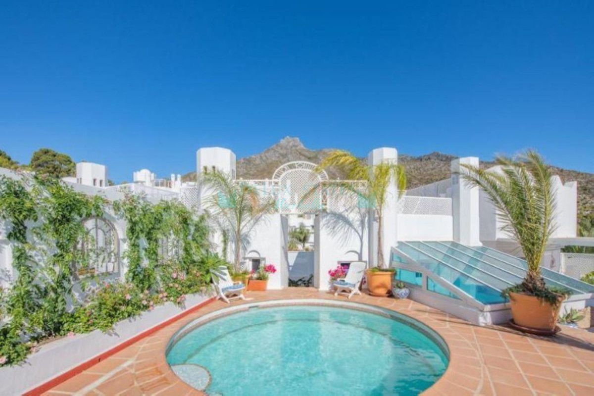 Villa for sale in Marbella