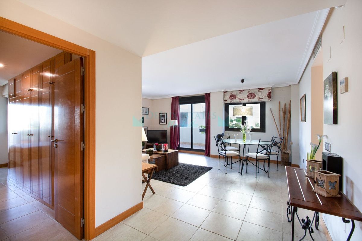 Apartment for sale in Selwo, Estepona