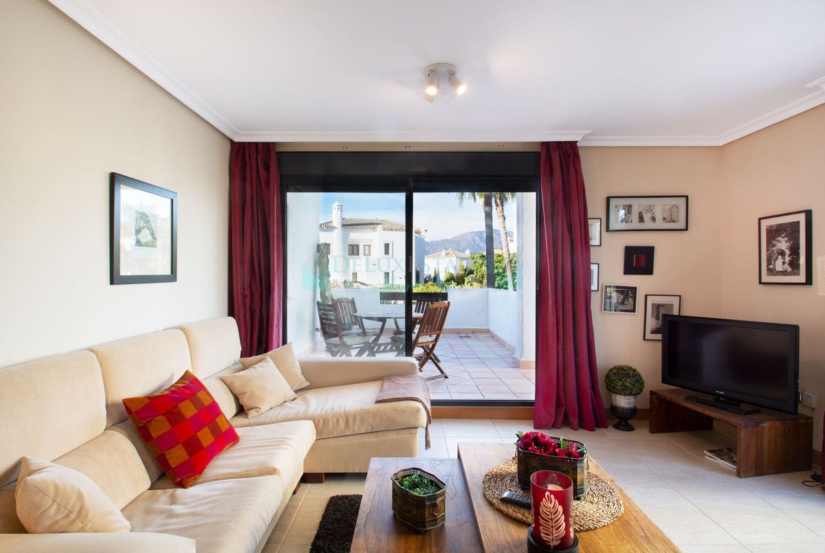 Apartment for sale in Selwo, Estepona