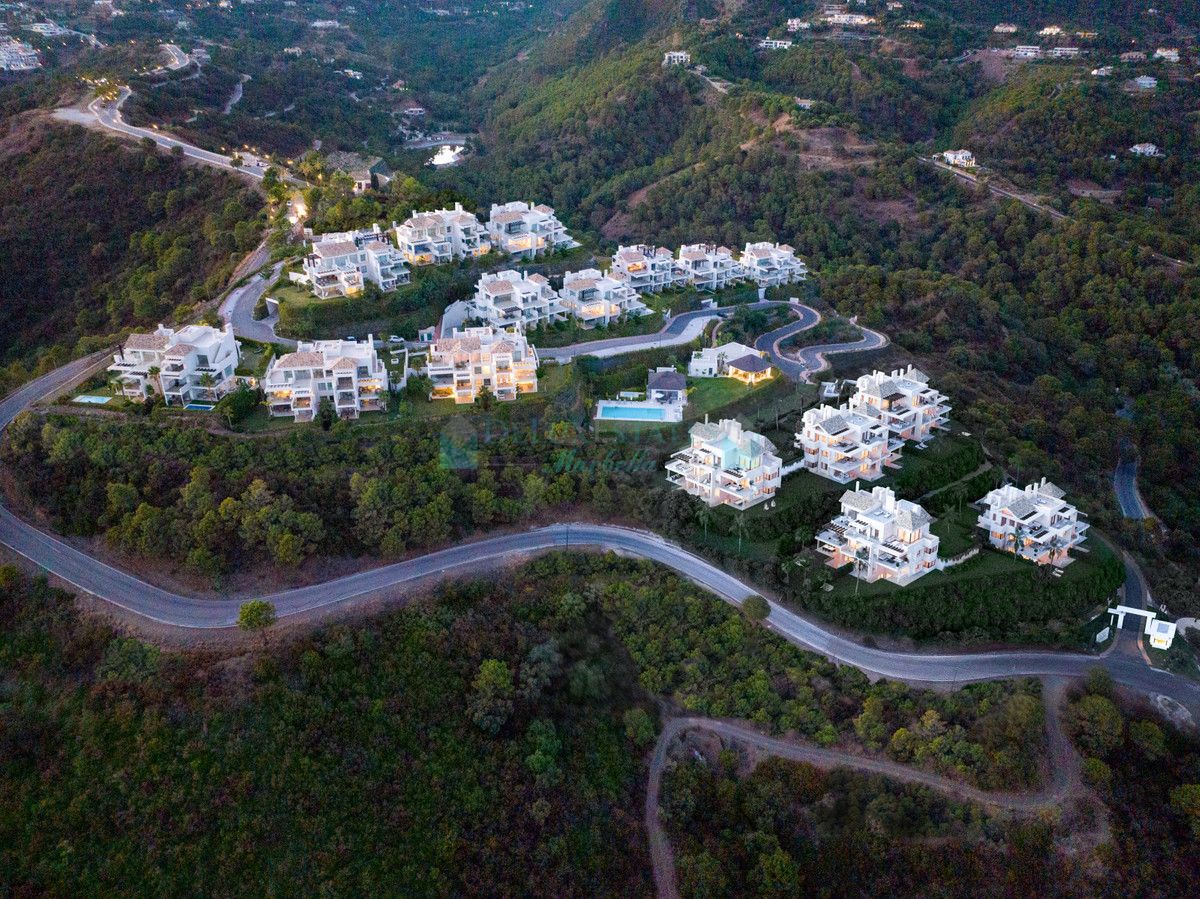 Apartamento Planta Baja en venta en Benahavis