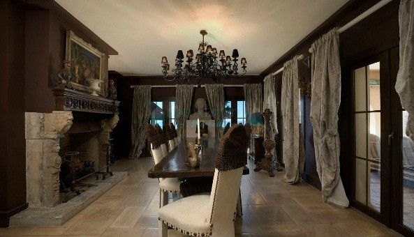 Villa en alquiler en Los Monteros, Marbella Este