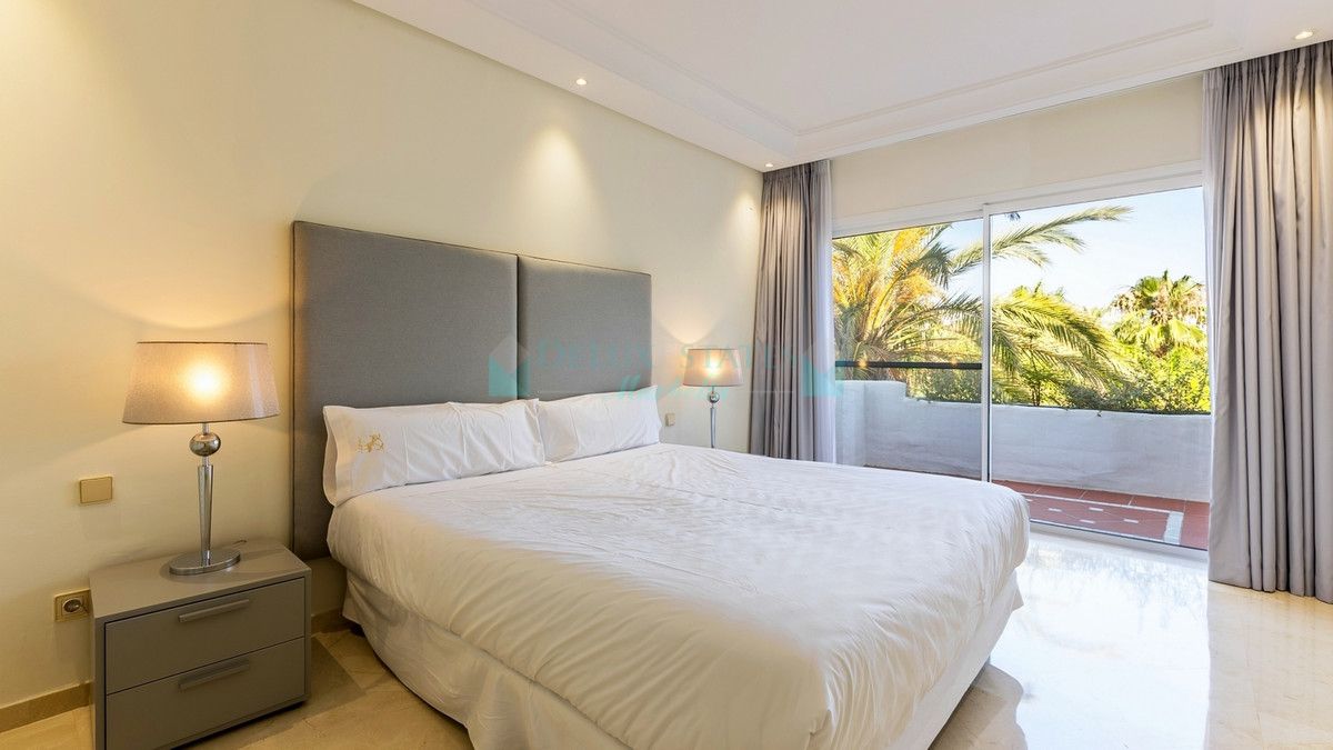 Ático en alquiler en Marbella - Puerto Banus