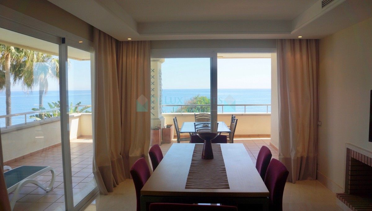 Apartment for rent in New Golden Mile, Estepona