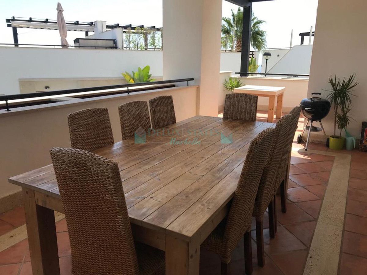 Apartment for rent in Santa Clara, Marbella East